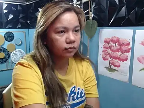 ambersmile online show from 12-14-25, 09:30