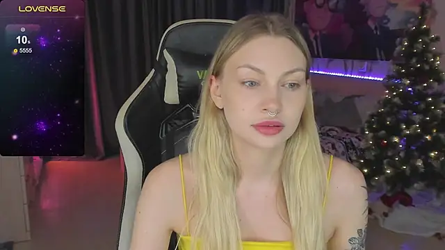 BiMolly online show from 02-27-25, 10:42