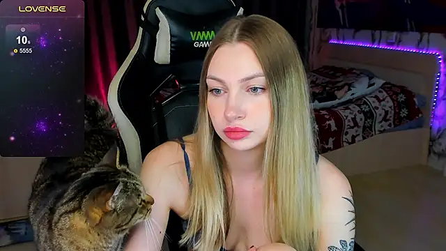 BiMolly online show from 09-30-25, 10:15