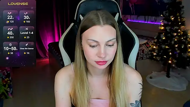 BiMolly online show from 12-16-25, 01:21