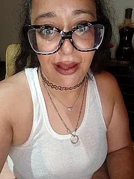 Snapshot of PichyPrettyPussy chatting on 10-20-25, 06:30 PichyPrettyPussy online show from 10-20-25, 06:30