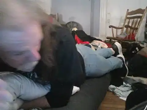 Snapshot of Valarie83 chatting on 02-24-25, 01:57 Valarie83 online show from 02-24-25, 01:57