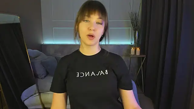 ElizaMild online show from 02-20-25, 01:30