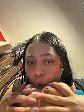 Naiara sex online show from 07-20-26, 10:39