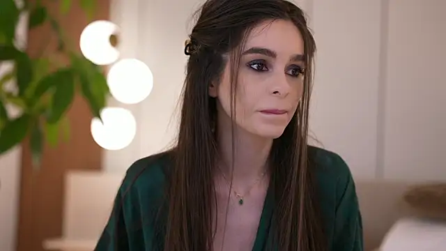 DoviaClaire online show from 03-07-26, 08:00