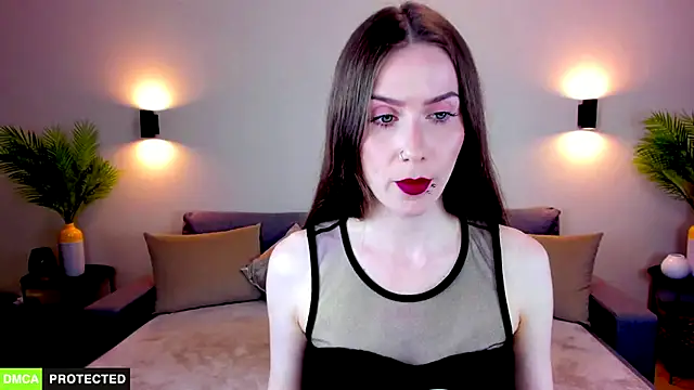 TheWoman   online show from 04-20-26, 07:04