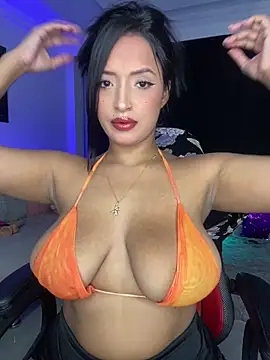 Snapshot of Shantal_Lovee chatting on 02-01-25, 01:55 Shantal Lovee online show from 02-01-25, 01:55