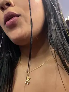 Snapshot of Shantal_Lovee chatting on 02-27-25, 07:15 Shantal Lovee online show from 02-27-25, 07:15