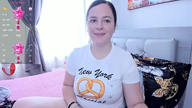 angelaagomez online show from 06-07-26, 05:06