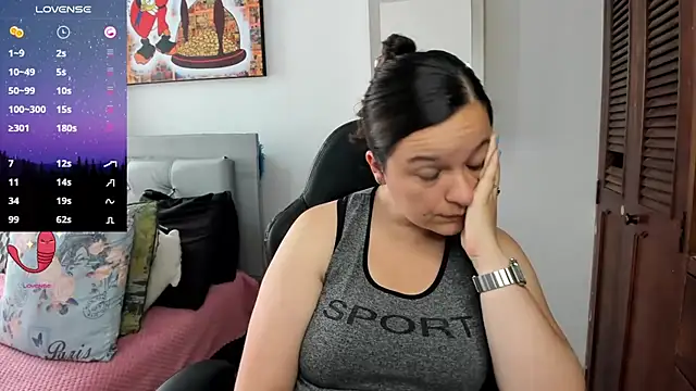 angelaagomez online show from 07-24-26, 06:50