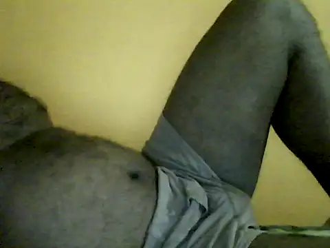 Snapshot of Indianguymohan chatting on 07-03-26, 05:30 Indianguymohan online show from 07-03-26, 05:30