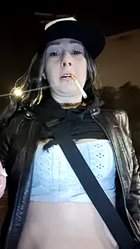 Snapshot of Babii_Nova chatting on 12-19-24, 06:56 Babii Nova online show from 12-19-24, 06:56