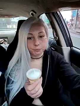 Snapshot of Babii_Nova chatting on 01-01-25, 12:00 Babii Nova online show from 01-01-25, 12:00