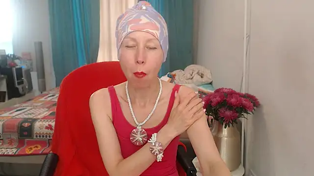 LuxuryNika online show from 07-30-26, 02:05