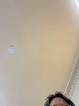 Gatitacarlita online show from 11-19-25, 11:21