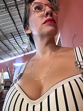 Gatitacarlita online show from 03-12-26, 11:49