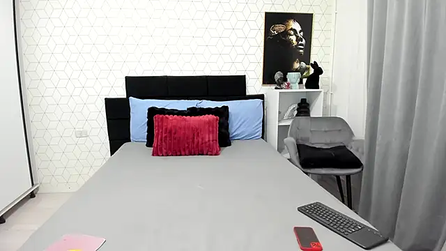 Heidix online show from 02-24-26, 05:38