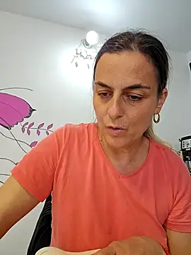 IsabelleCraft online show from 03-16-25, 10:33