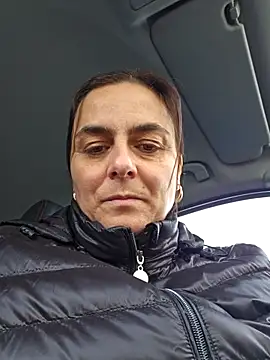 IsabelleCraft online show from 02-18-26, 10:11