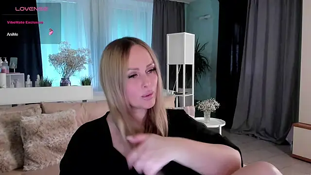 Libby Nora online show from 01-12-25, 12:23