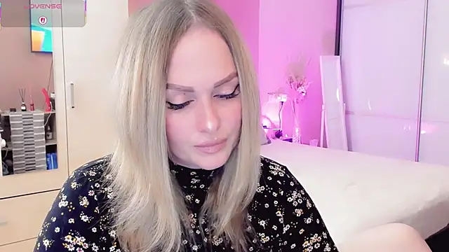 Libby Nora online show from 04-27-26, 11:30