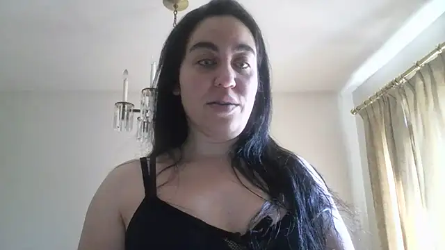 Snapshot of WetFlower69 chatting on 07-01-26, 12:40 WetFlower69 online show from 07-01-26, 12:40