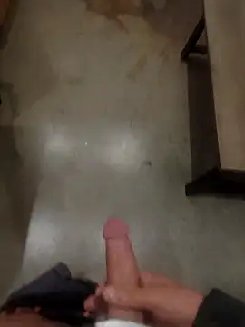 Muzz 2020 online show from 04-23-26, 01:35