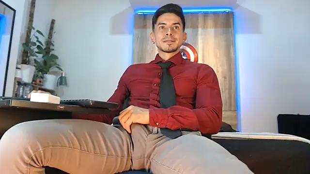 Andrew 4  online show from 04-19-26, 07:18