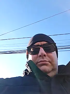 Snapshot of Andrew1900529 chatting on 12-17-24, 08:34 Andrew1900529 online show from 12-17-24, 08:34