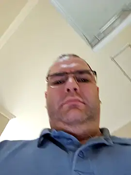 Snapshot of Andrew1900529 chatting on 03-07-25, 10:02 Andrew1900529 online show from 03-07-25, 10:02