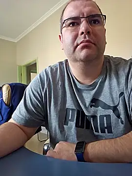 Snapshot of Andrew1900529 chatting on 03-12-25, 10:05 Andrew1900529 online show from 03-12-25, 10:05