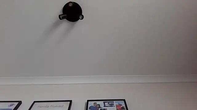 Slutash online show from 03-11-26, 01:55