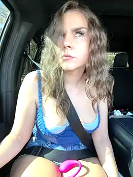 MaggyMayI online show from 11-26-25, 04:52