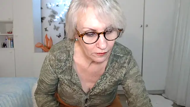 Ghertrude52 online show from 02-18-25, 08:16