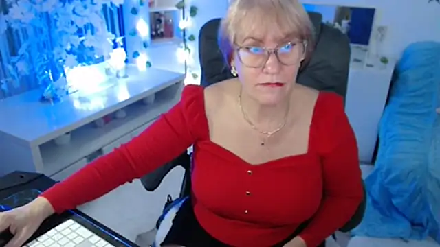 Ghertrude52 online show from 11-28-25, 04:04