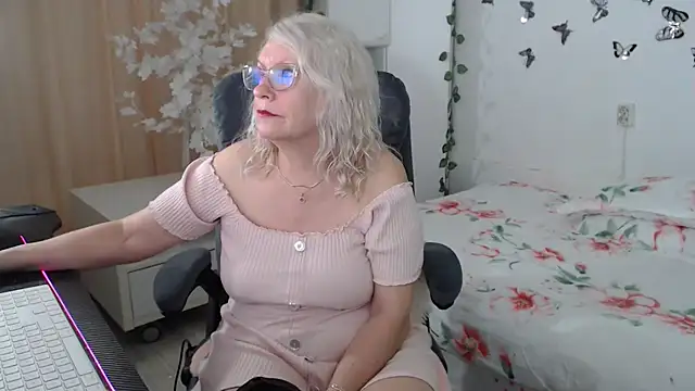 Ghertrude52 online show from 05-15-26, 04:19