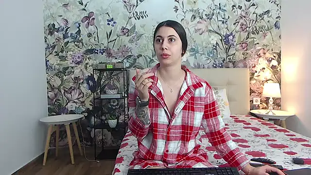 RoseDiamond06 online show from 02-22-26, 01:18