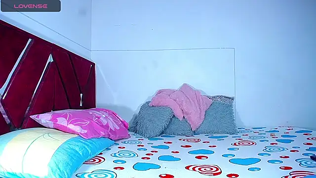 DanisaBrown online show from 12-16-24, 01:11