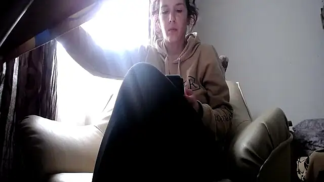 SexxyLety online show from 04-18-26, 09:57