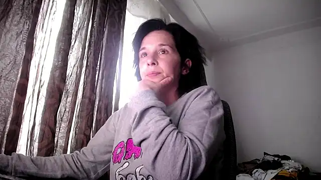 SexxyLety online show from 05-21-26, 12:01