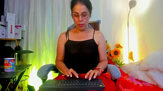 girasol walton online show from 05-18-26, 02:45