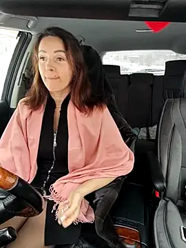 EvaXOAir online show from 12-14-25, 04:40