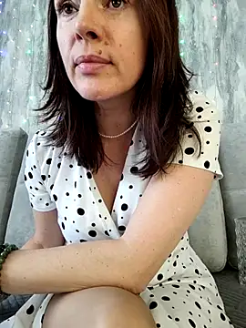 EvaXOAir online show from 03-11-26, 03:01