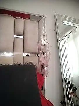 chelaqueen  online show from 04-11-26, 06:23