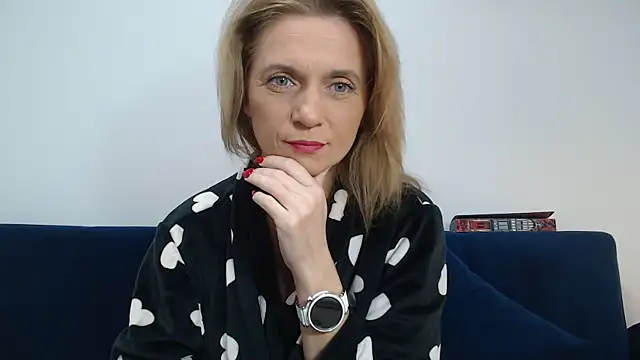 Snapshot of MysticCreature chatting on 01-13-26, 06:29 MysticCreature online show from 01-13-26, 06:29