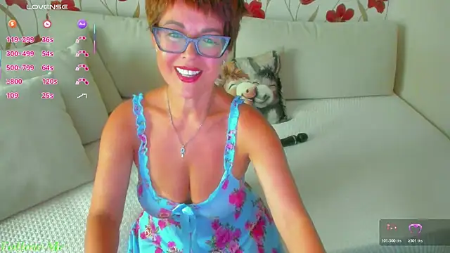 Snapshot of JennAlison chatting on 05-15-26, 02:46 JennAlison online show from 05-15-26, 02:46