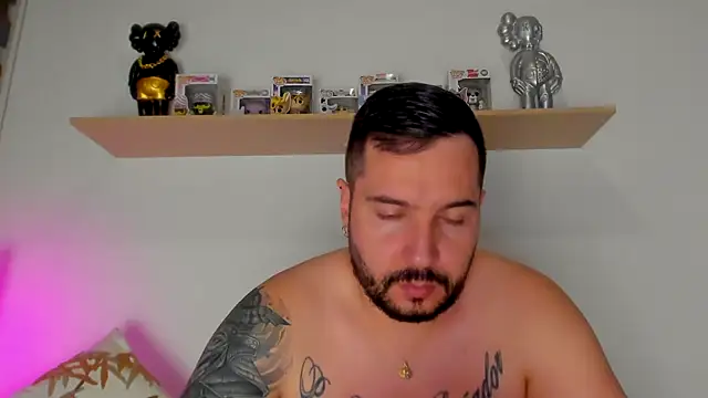 camilo restrepo21 online show from 10-21-25, 11:38