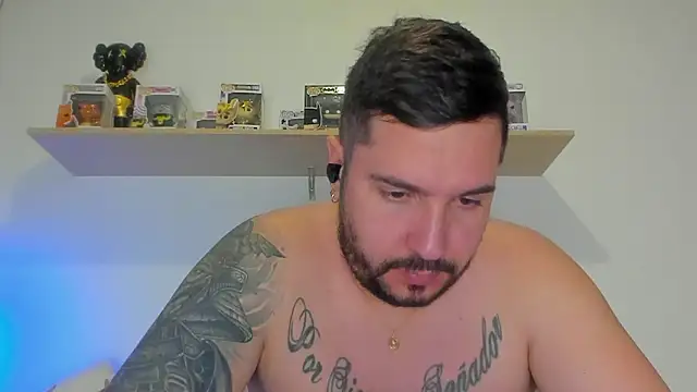 camilo restrepo21 online show from 03-19-26, 01:09