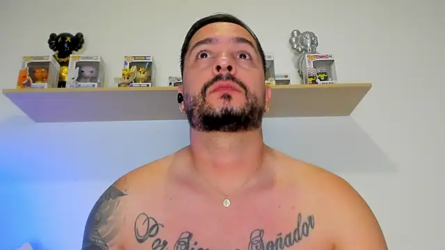 camilo restrepo21 online show from 05-24-26, 11:54