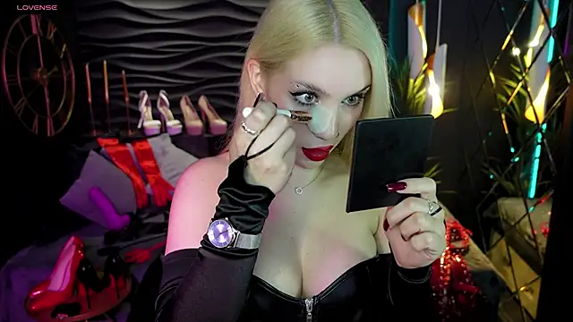 MistressDarsy online show from 01-25-25, 05:08